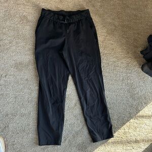 Lulu crop pants!
